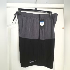 Rare Nike 9” Volley Men’s Swim Shorts Gray Black NESS8433 XL